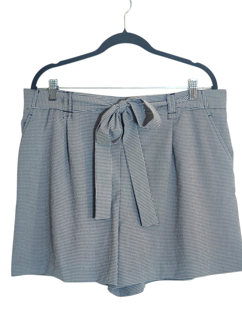 Nicole Miller Navy and White Gingham Tie Waist Shorts Size XL